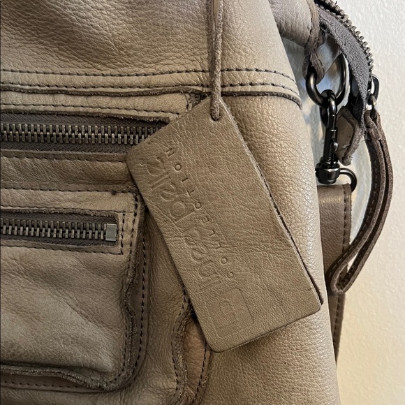 Linea Pelle Gray Shoulder Bag - Picture 2 of 8